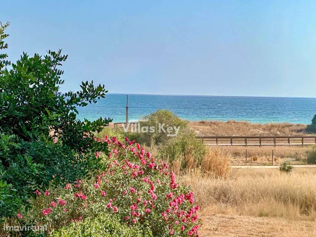 Arrendamento ao ano frente à praia, com vista mar e garagem, Lagos ... - Grande imagem: 2/20