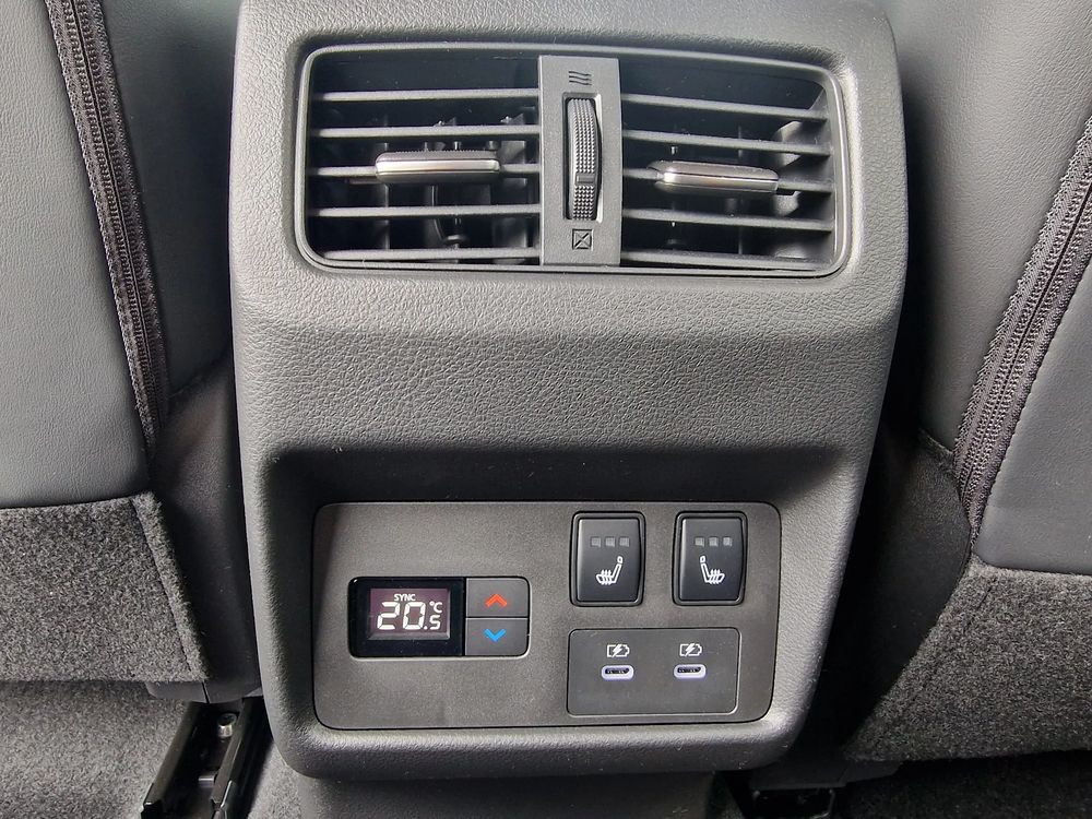 Kamery 360 / Head-Up / Szyberdach / Naturalna Skóra / Bose / El. Klapa