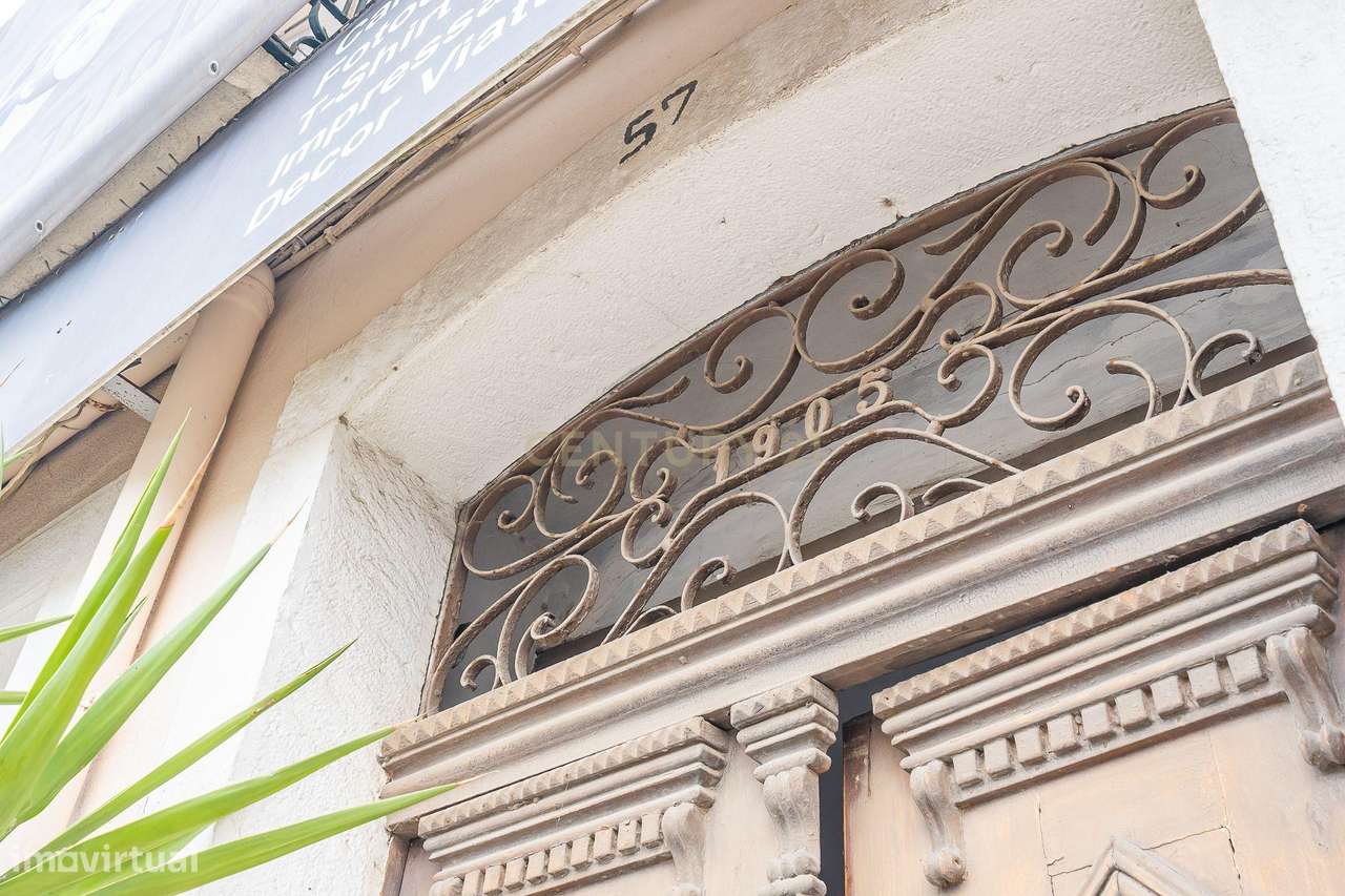 Prédio com 370m2 no Bairro Salgado para remodelação total - Grande imagem: 5/53