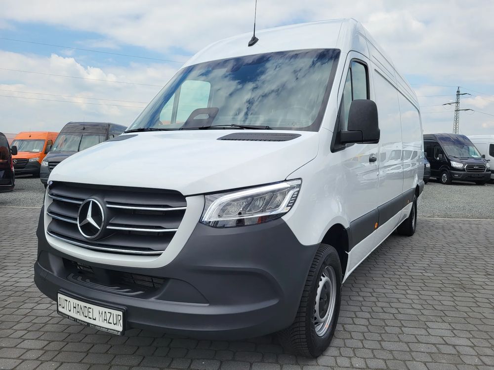 Mercedes-Benz Sprinter 2025