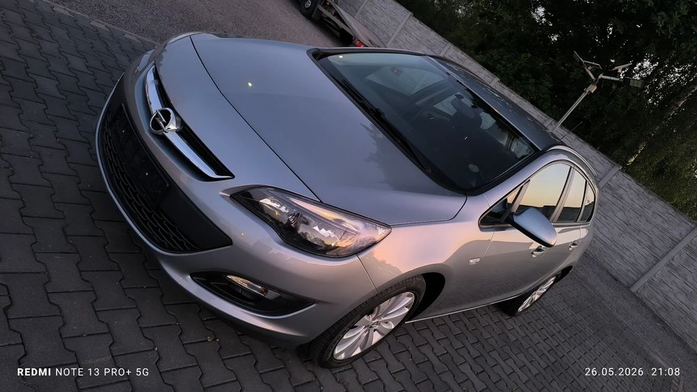 Opel Astra J 1.4 Turbo 150 Jahre 2012