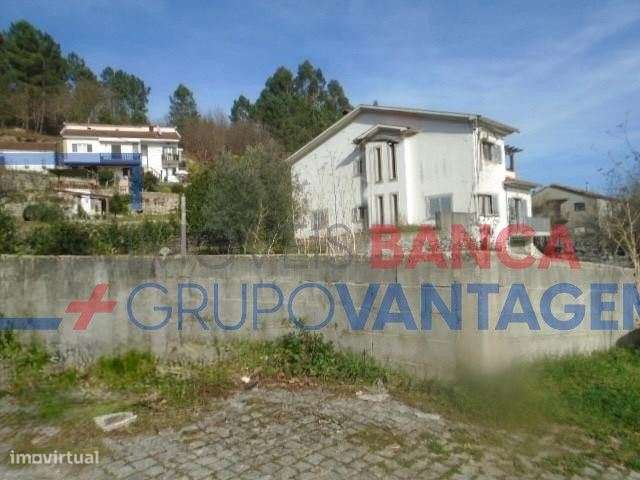 Moradia individual, para venda, Castro Daire - Castro Daire - Grande imagem: 2/7