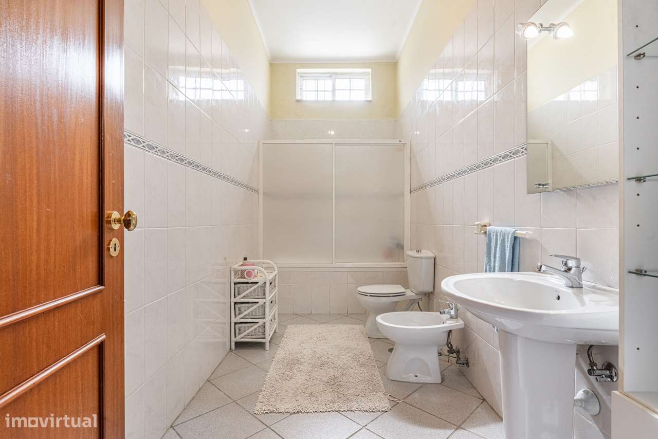 Moradia térrea T5 em Gondizalves - Braga-30