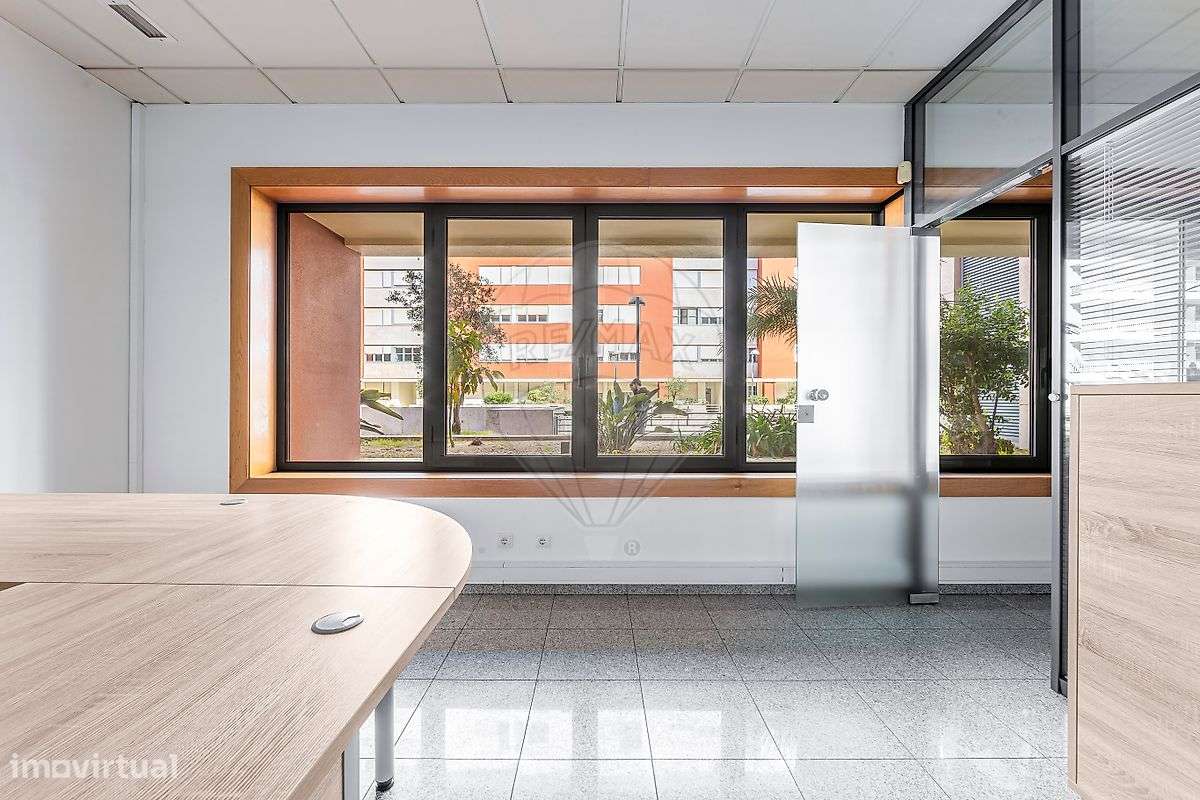 Escritório  para arrendamento - Grande imagem: 4/17