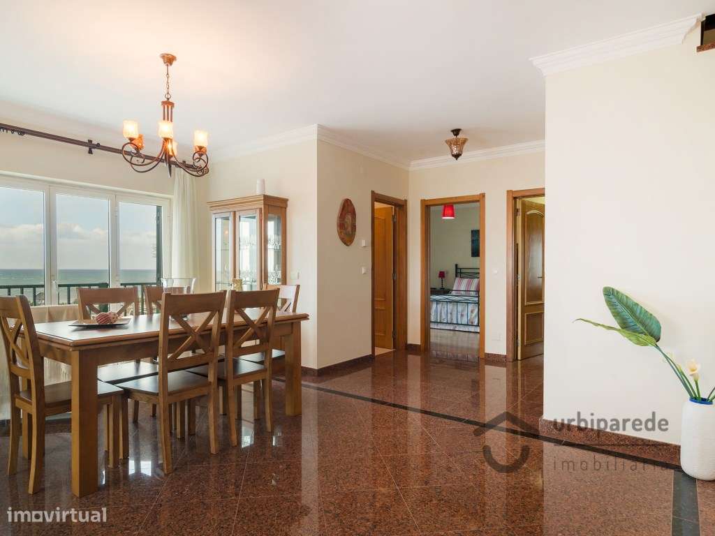 Moradia V4 em condomínio fechado no centro da Ericeira, com garagem.-14