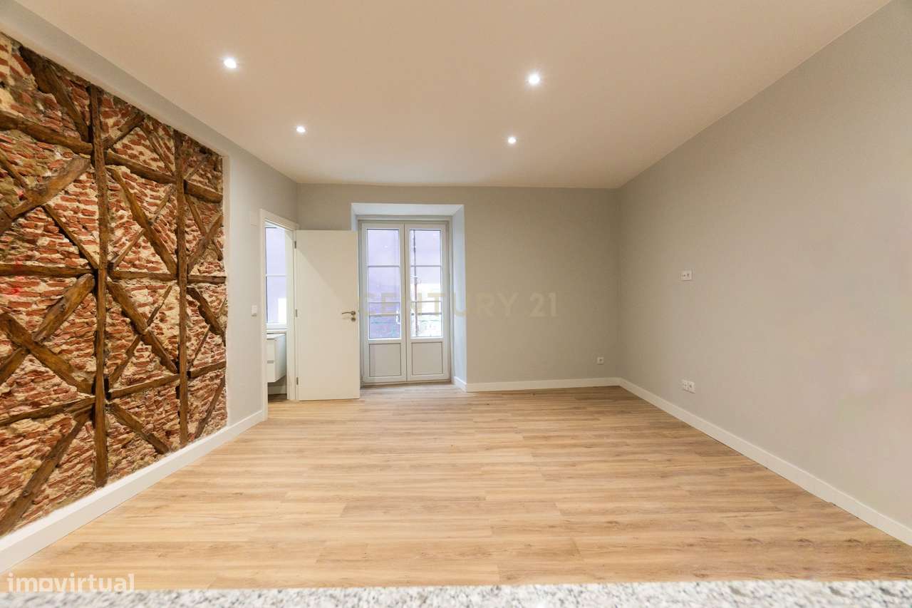 Prédio remodelado na Baixa de Setúbal – uma oportunidade única-23