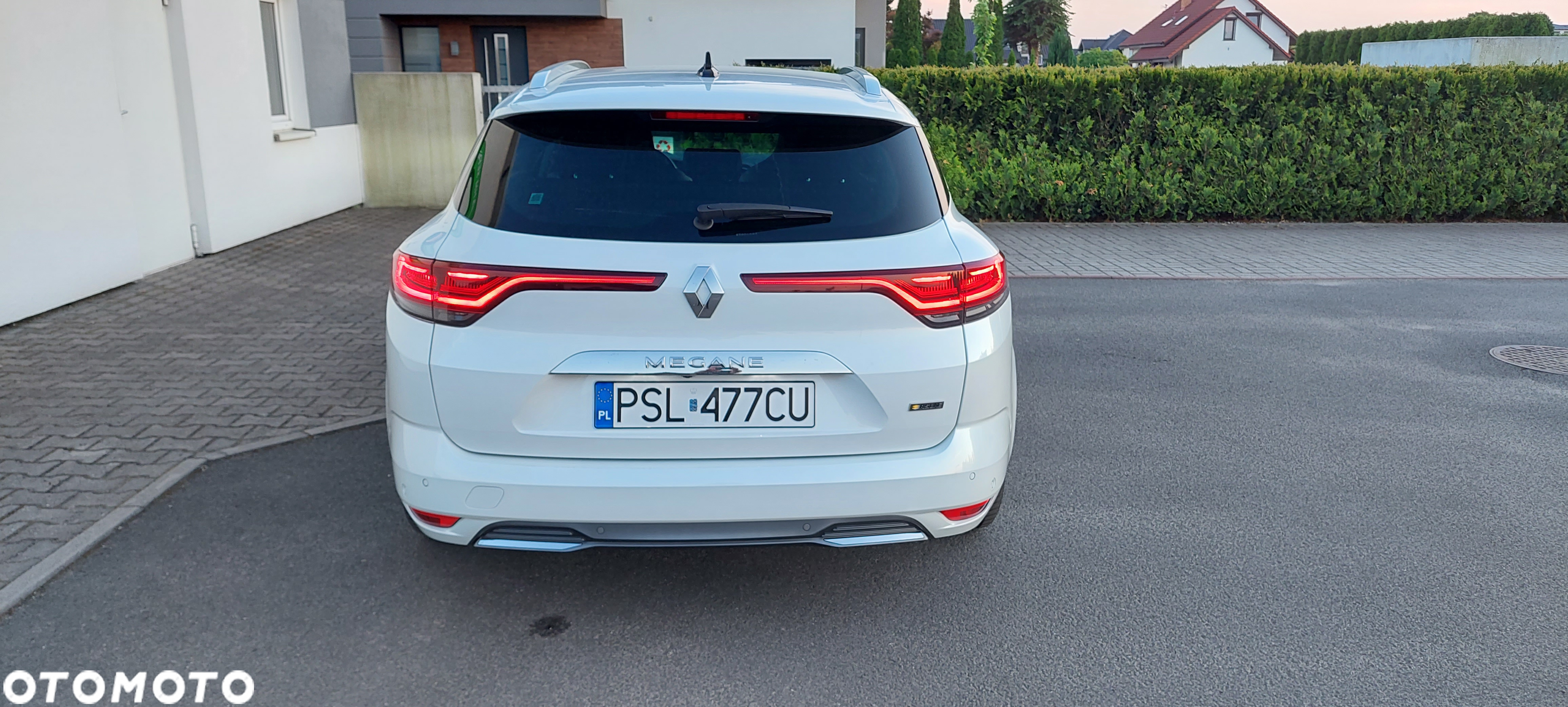 Renault Megane 1.6 E-TECH Plug-In R.S Line - 39