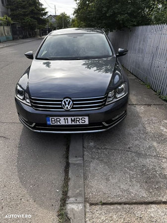 Volkswagen Passat Variant 2.0 TDI BlueMotion Technology DSG Comfortline - 20