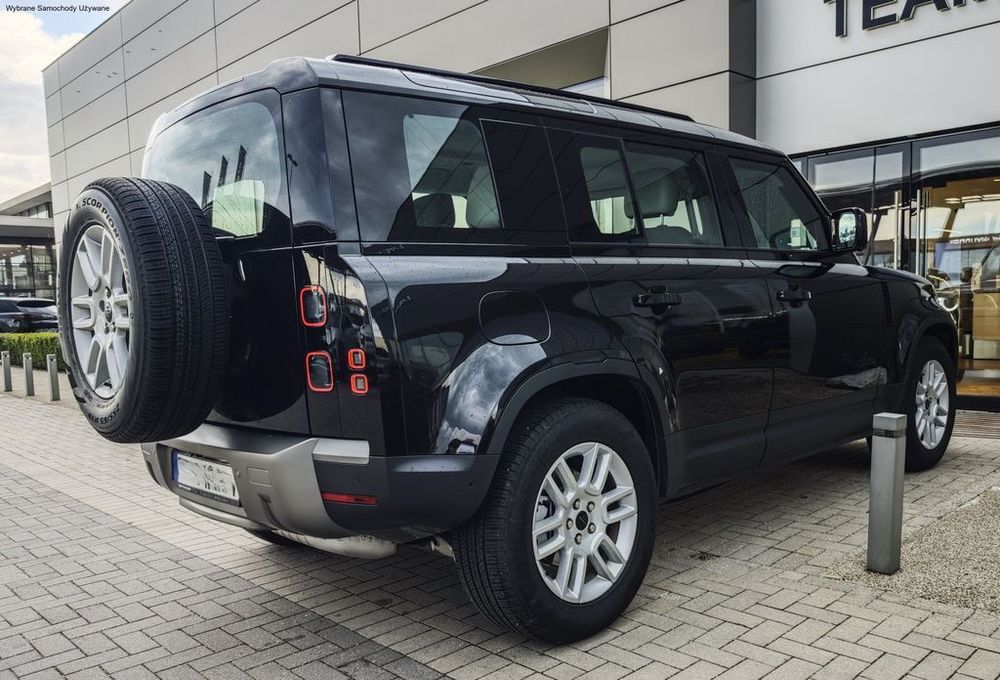Land-Rover Defender 3.0 D200 MHEV S 200 KM — zdjęcie 7