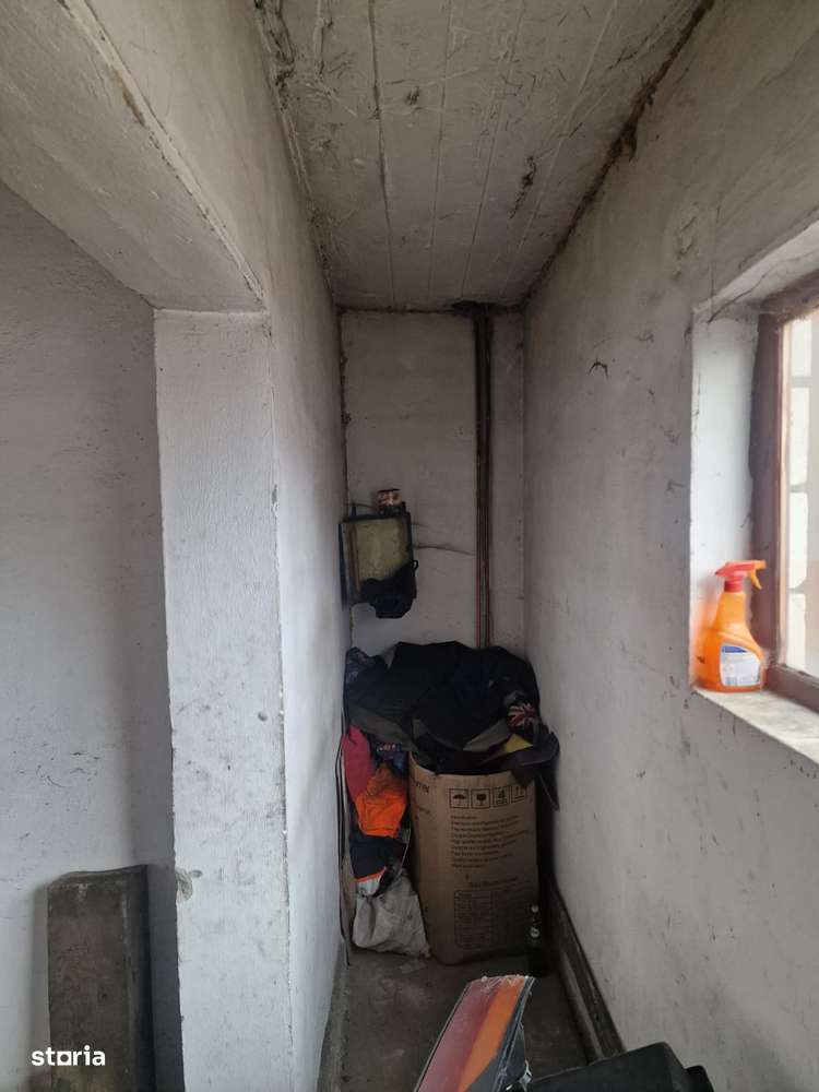 Vindem cladire P+E+M in Campulung Moldovenesc-11