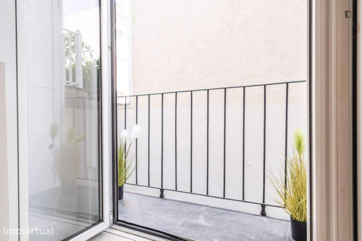 Quarto - localizado em Campolide Lisbon - Grande imagem: 5/6