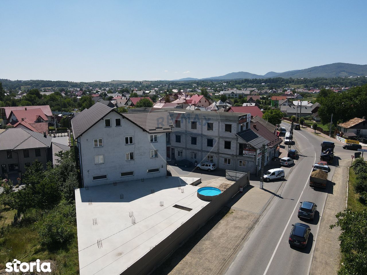Complex de apartamente + spatii comerciale Vicov, Radauti, Suceava