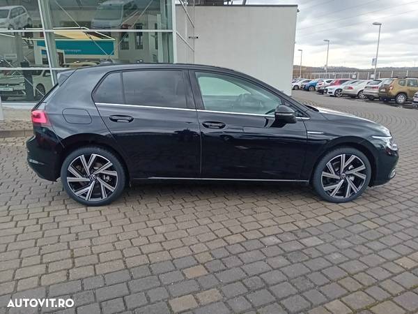 Volkswagen Golf 2.0 TDI DSG Style - 3