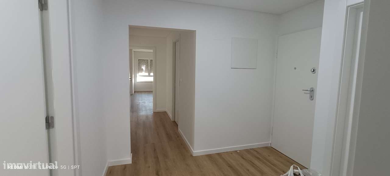 Quinta da Piedade T3 Remodelado 1ºAndar c/Parqueamento-5