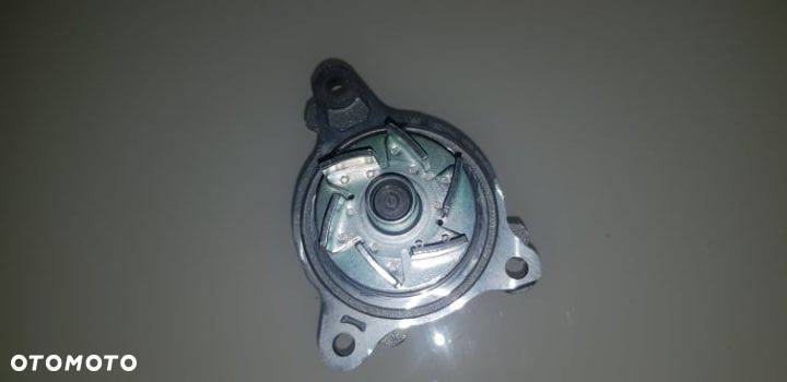 Pompa wody HYUNDAI I10 I, I10 II, I20 I,  II; KIA PICANTO, RIO III, RIO IV, STONIC 1.2-1.2LPG 09.08- - 2