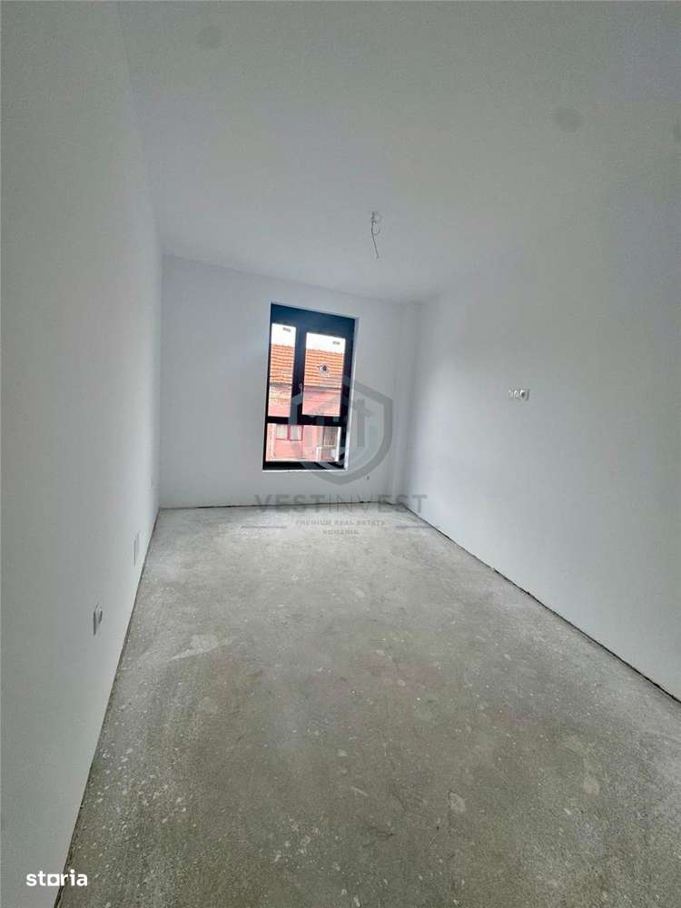 Apartament Ultracentral 3 camere - Imagine principală: 4/10