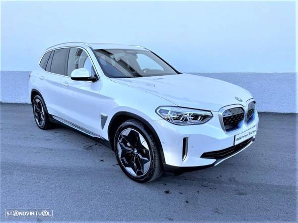 BMW iX3 M Sport Impressive - 4