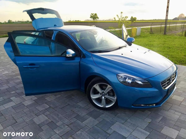 Volvo V40 D2 Kinetic - 25