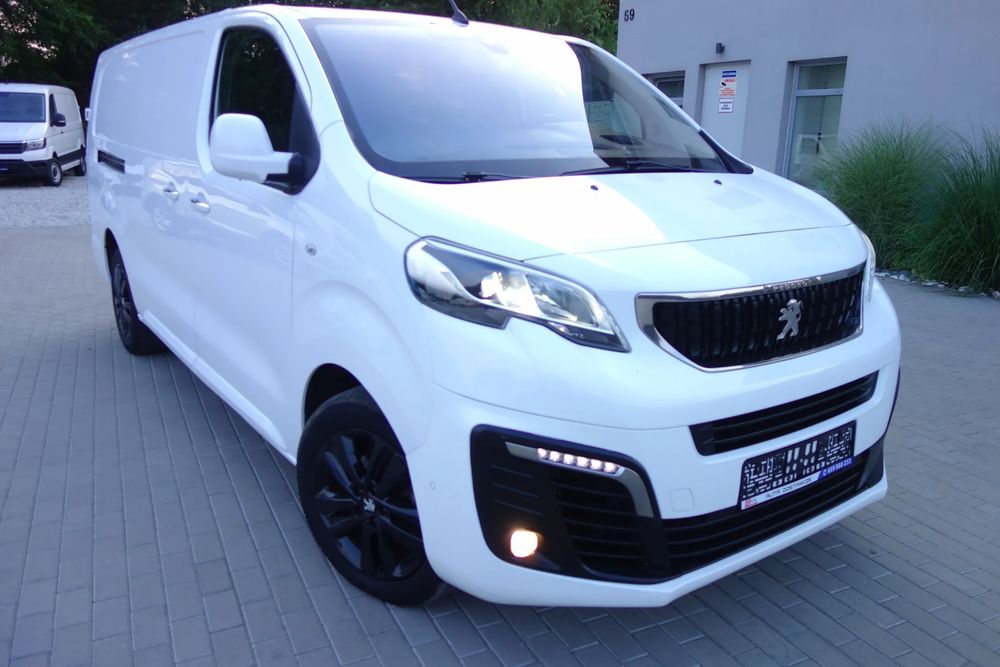 Peugeot Expert 2021