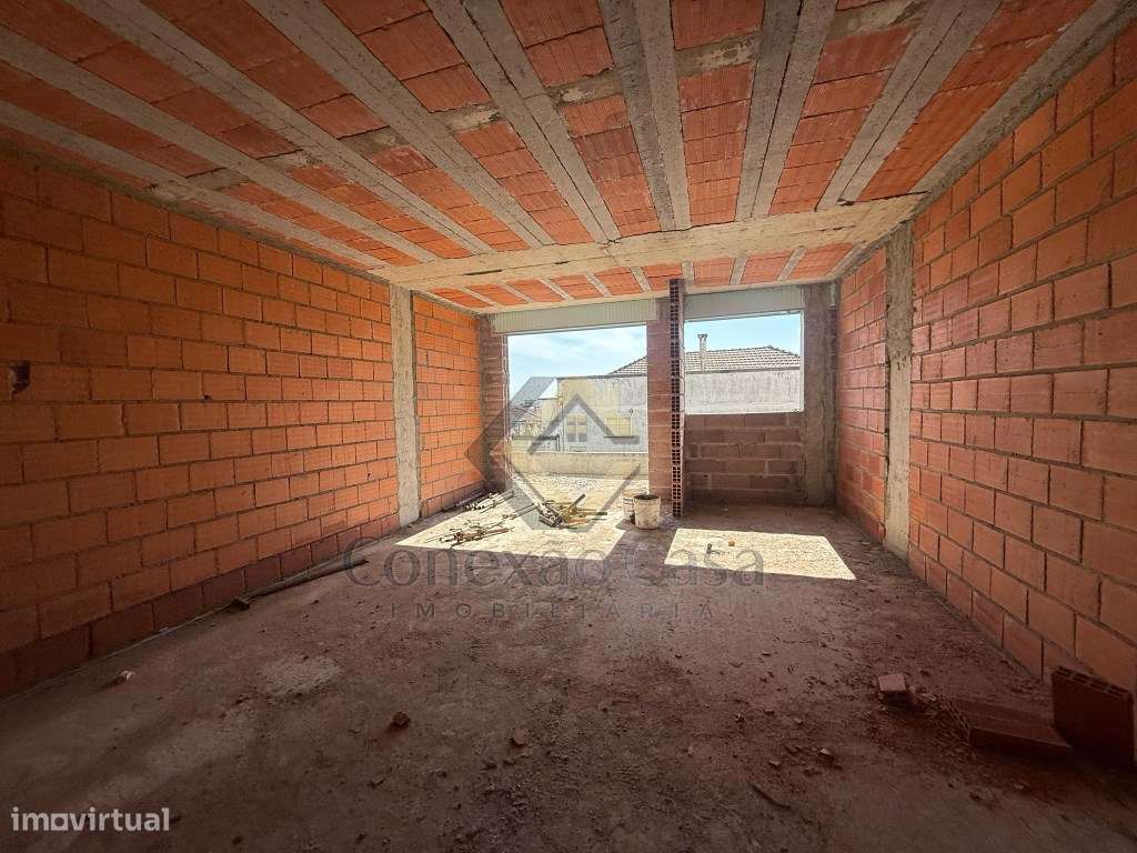 Apartamento T2 Próximo à Estação de Metro de Santo Ovídeo Vila Nova...-5