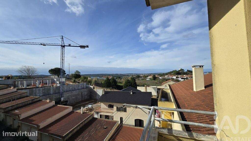 Apartamento T2 em Cadaval e Pêro Moniz de 100 m2 - Grande imagem: 5/7
