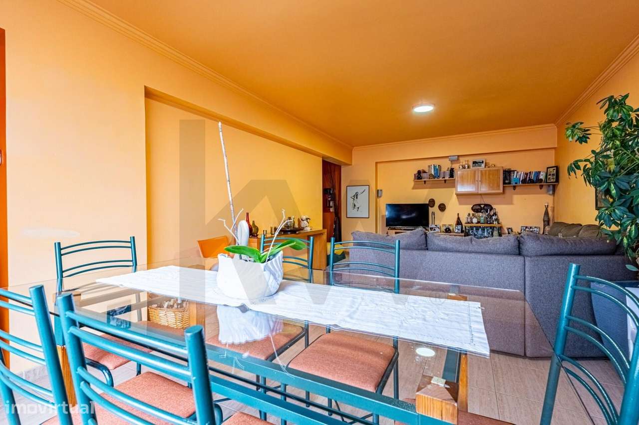 Apartamento T2 com 111 m2 em Monte Abraão-3