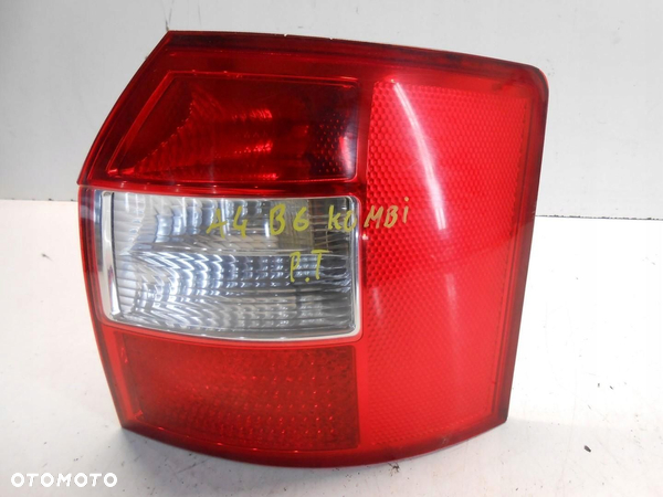 LAMPA PRAWA TYLNA TYŁ AUDI A4 B6 KOMBI - 2