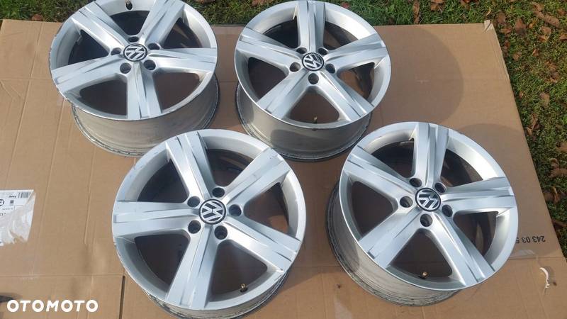 FELGI VW PASSAT B7 3AA601025E 7,5Jx17" 5x112 et 47 - 1