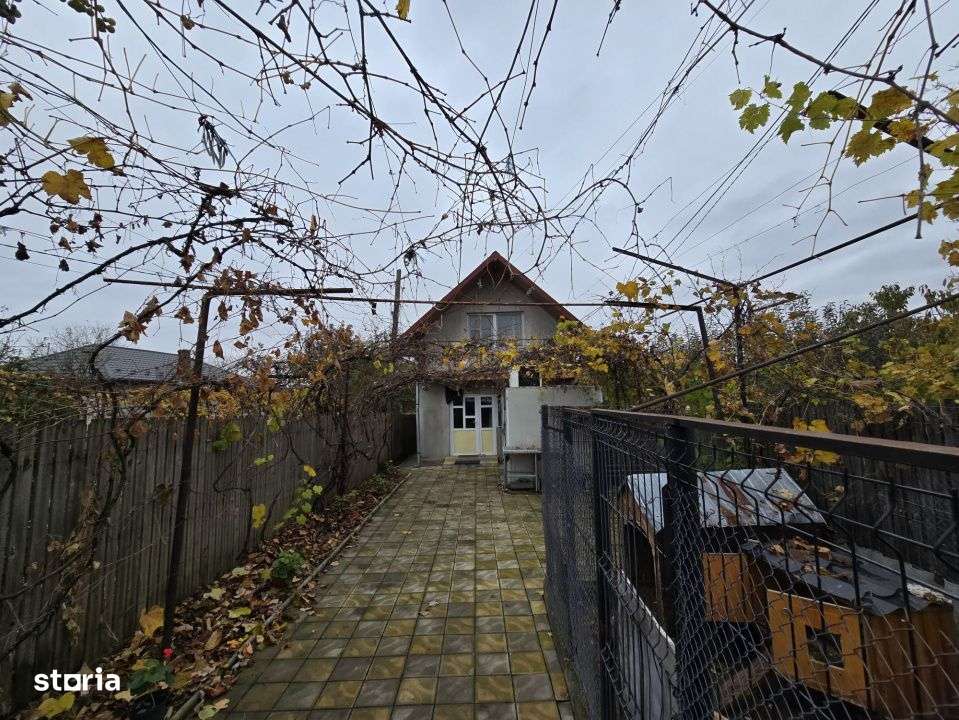 Casa P+M, Suprafata utila 220 mp, Teren 1.150 mp, Ștefanesti-0