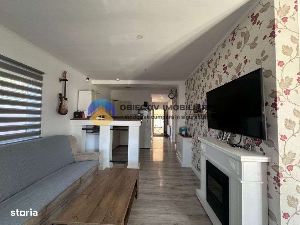 Casa de vanzare – Roznov, judetul Neamt - Imagine principală: 4/19