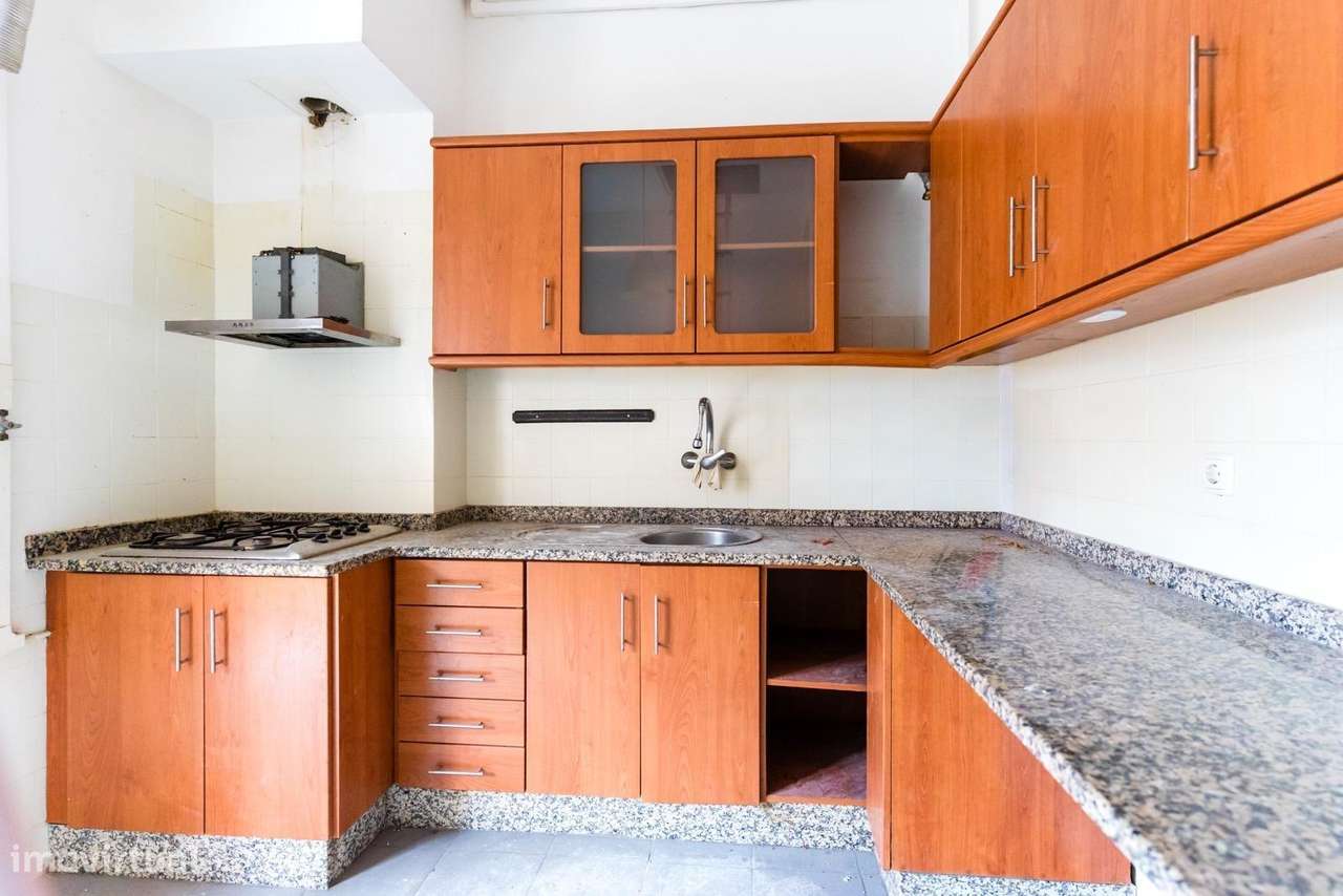 T3+1 Duplex em Edifício Recuperado!-8