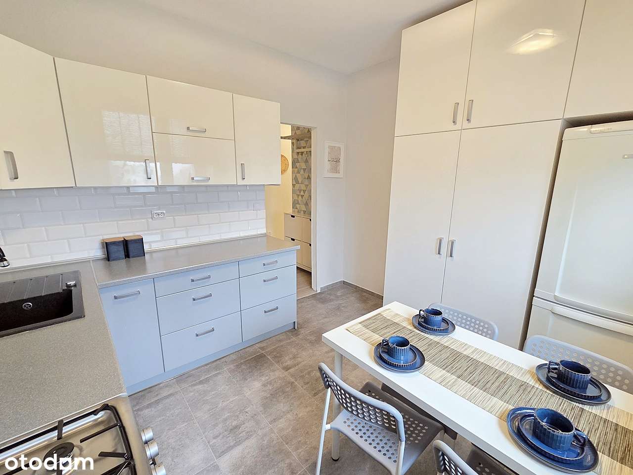 Bardzo ładne do wprowadzenia z parkingiem-11