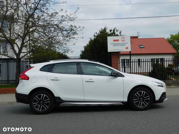 Volvo V40 CC T3 Drive-E Dynamic Edition - 4