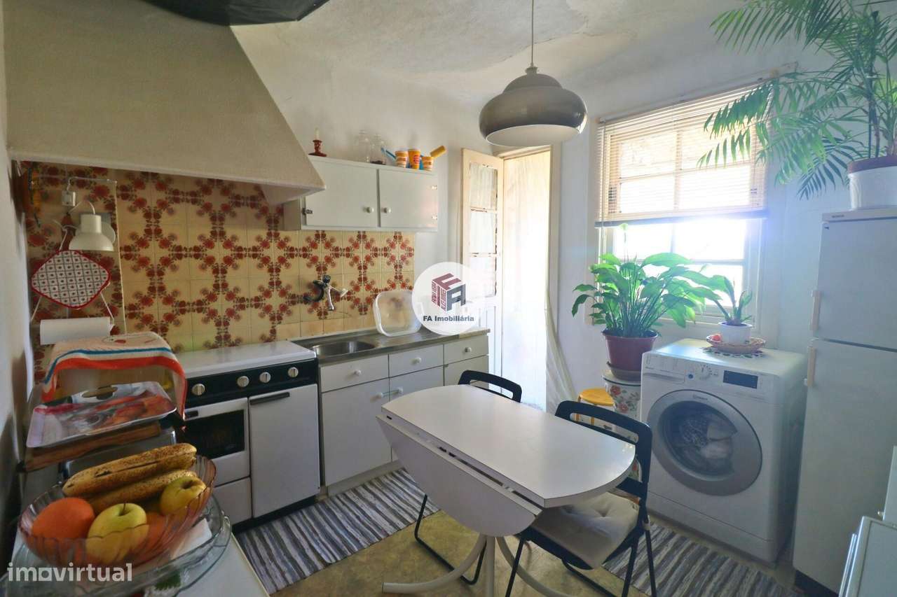 Prédio p/ Reabilitação - Matosinhos-7