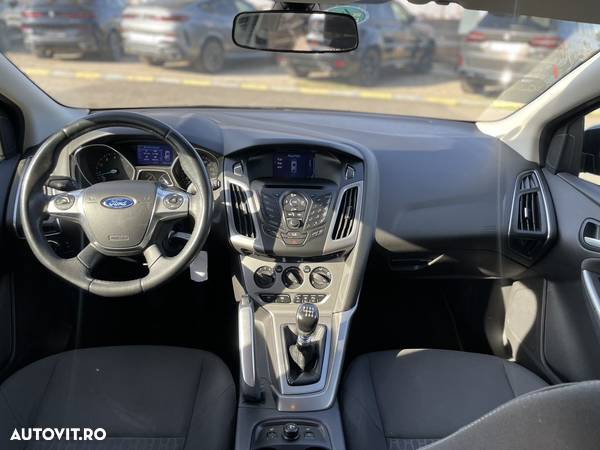 Ford Focus 1.0 EcoBoost Active Business - 19