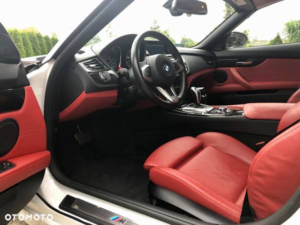 BMW Z4 sDrive28i - 10