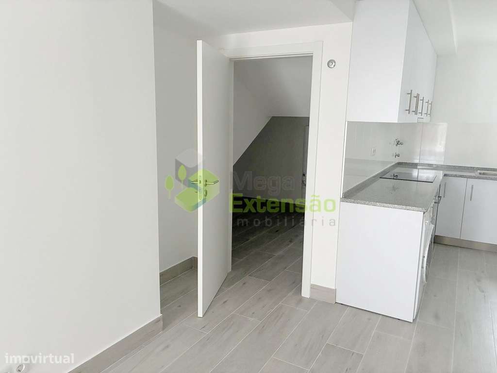 Apartamento T2, Novo, a estrear | Moderno | Centro de Torres Vedras-14