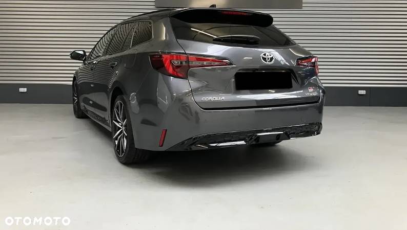 Toyota Corolla 1.8 Hybrid GR Sport - 3