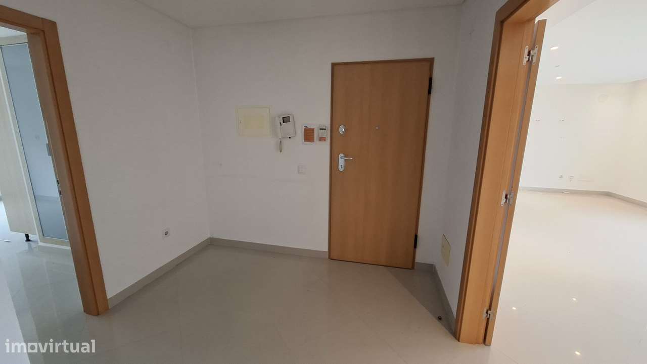 Apartamento T4  com 196m2 no Pinhal Novo.-18