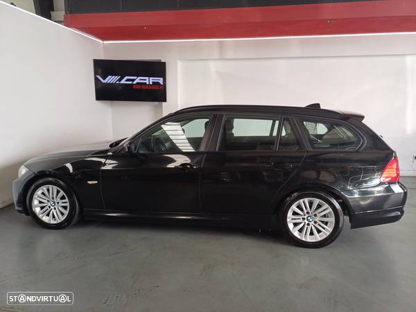 BMW 318 d Touring - 15