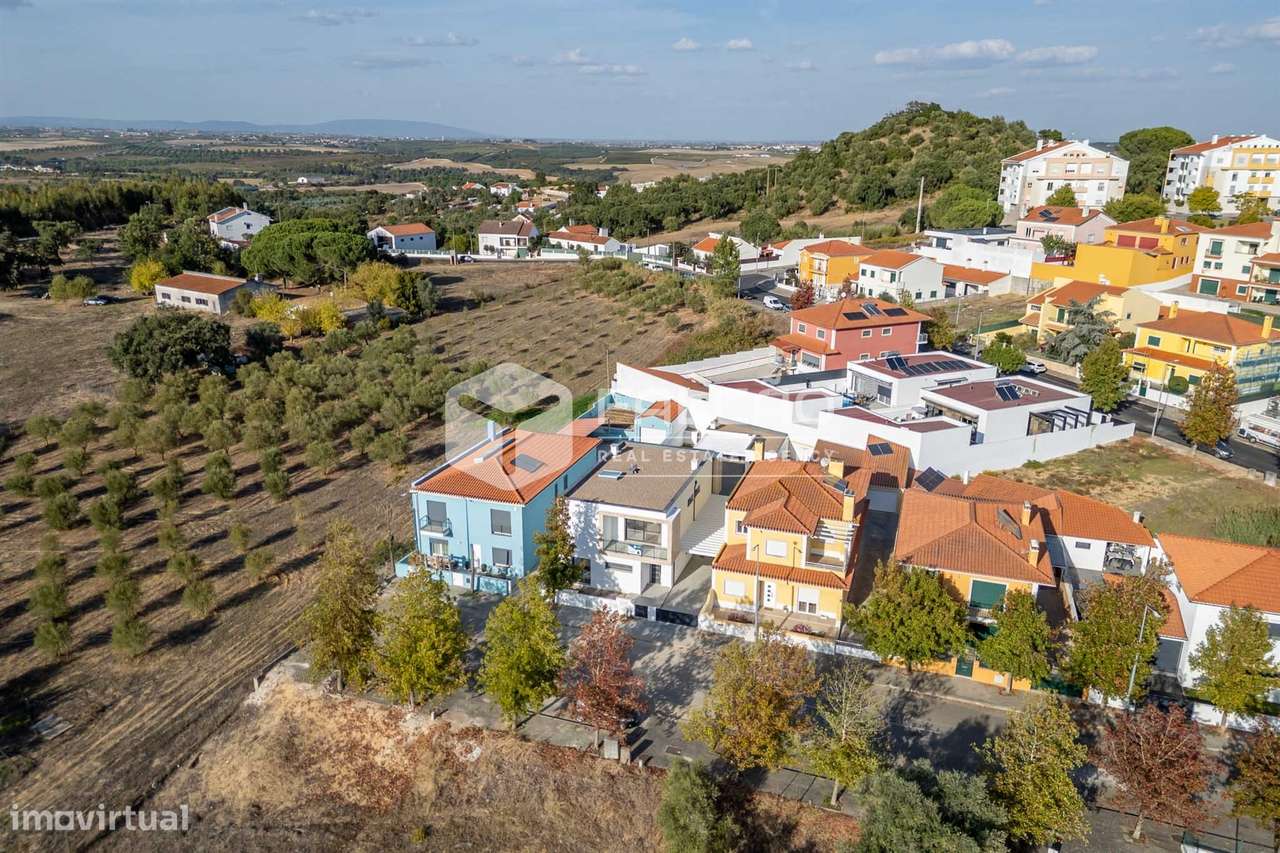 Moradia T4 Venda em Santarém (Marvila), Santa Iria da Ribeira de Santa - Grande imagem: 5/60