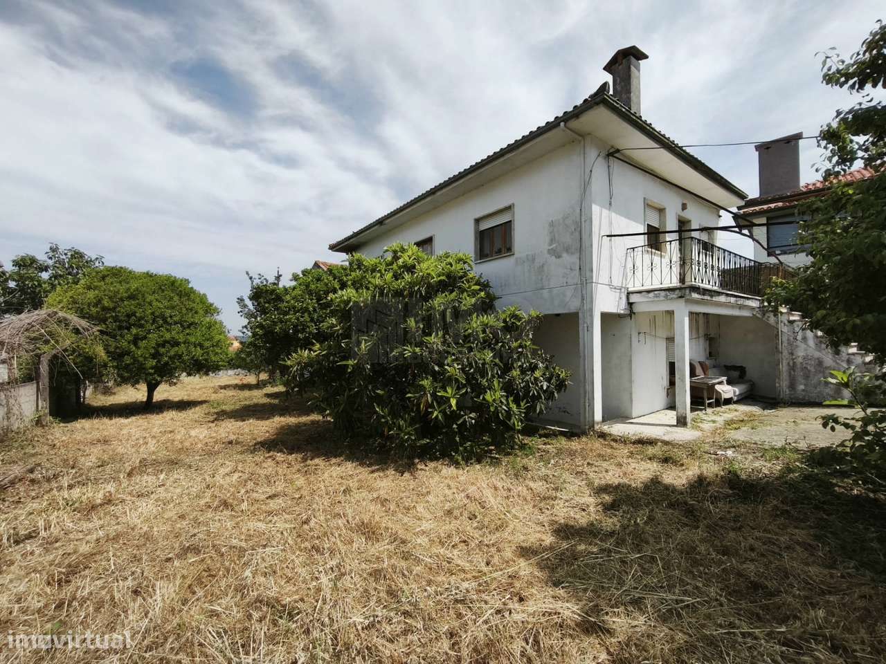 Duas Moradias em Terreno Urbano de 1.000 m² - centro da Lousã-9