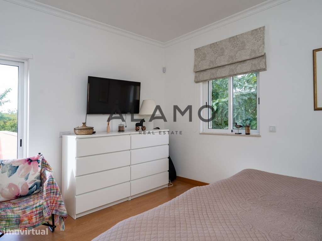 Villa T3 em Condomínio Privado com Piscina-17