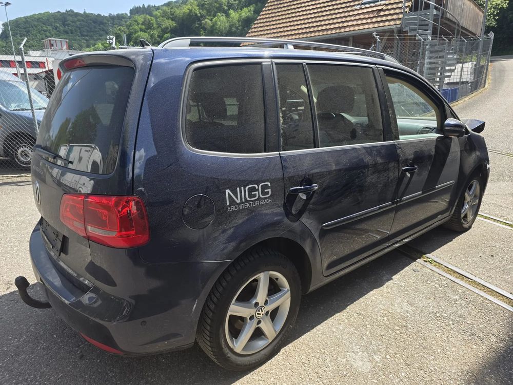 Volkswagen Touran II 2.0 TDI DPF BlueMotion Technology Comfortline 2012