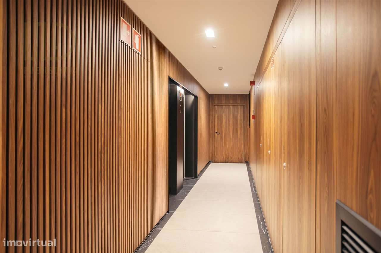 Apartamento T4 nos Jardins da Arrábida-30