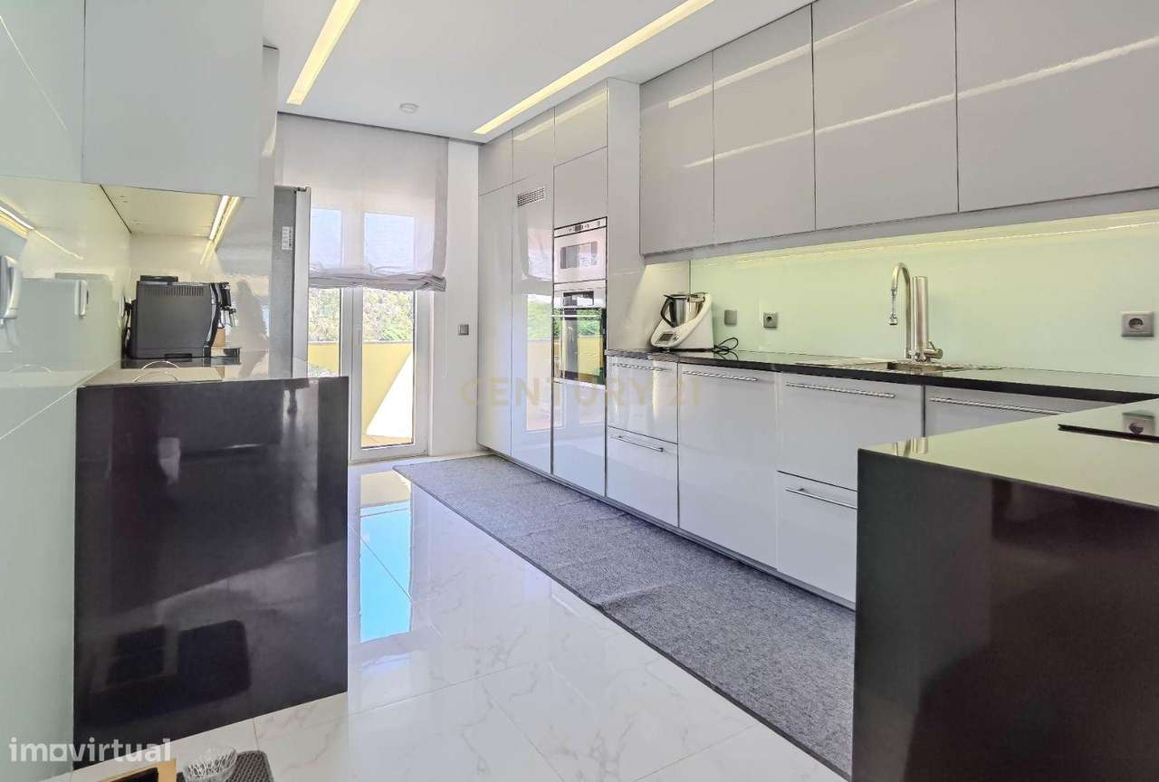 Moderna Moradia T3 em Gondomar, Pronta a Habitar-14