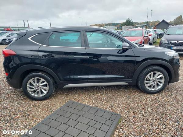 Hyundai Tucson 1.7 CRDI BlueDrive Style 2WD - 8