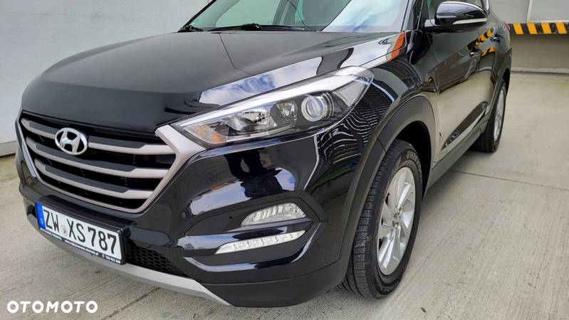 Hyundai Tucson 2.0 CRDi 4WD Advantage - 35