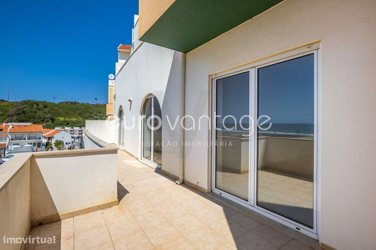 Apartamento T3 Renovado com Vista Mar em Condomínio Privado  – Prai... - Grande imagem: 5/41