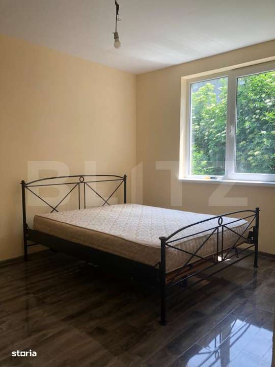 Casa P+M, teren generos 924 mp, Ideala pentru locuit + activitate prof - Imagine principală: 5/14